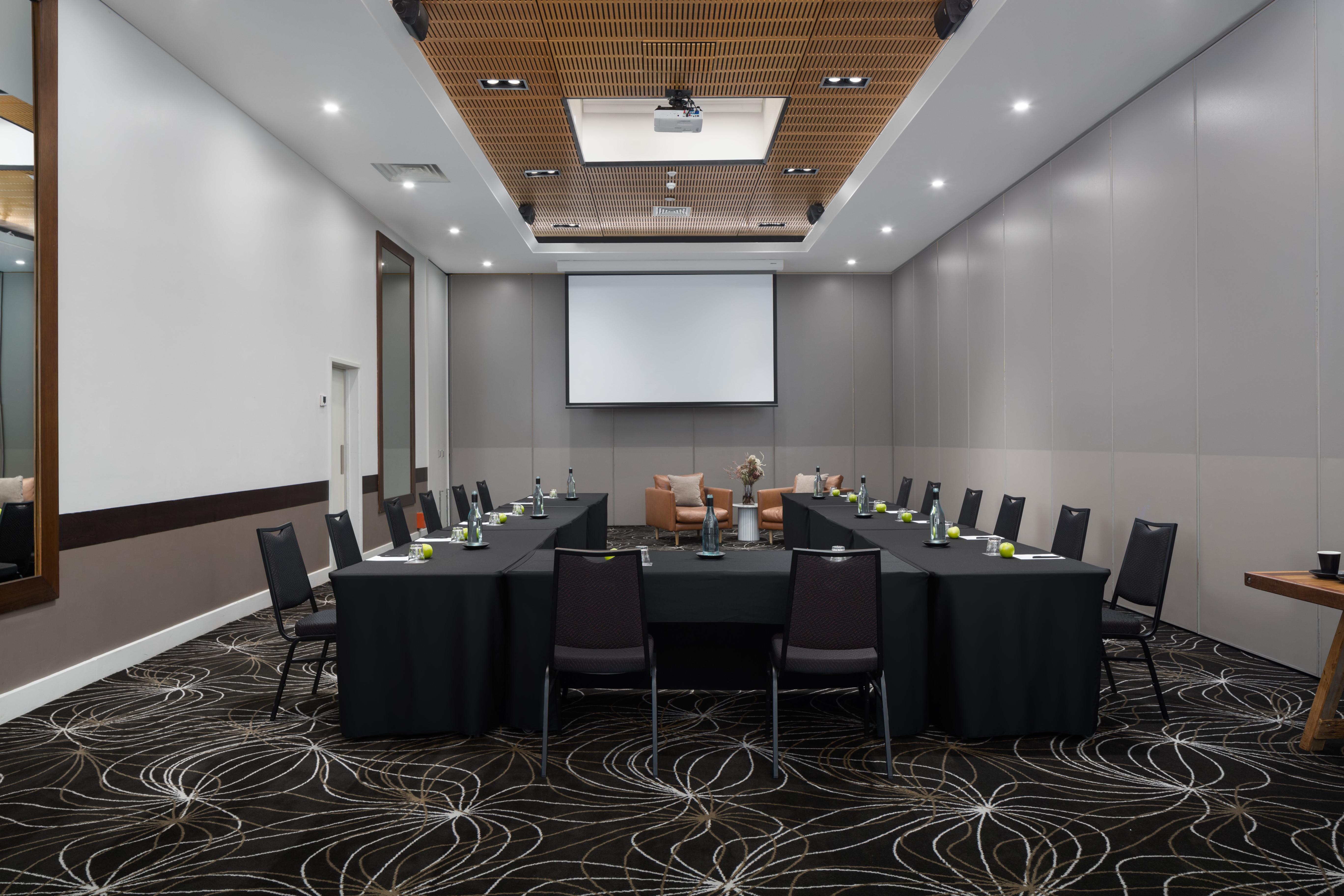 Rydges Geelong Hotel Exterior photo