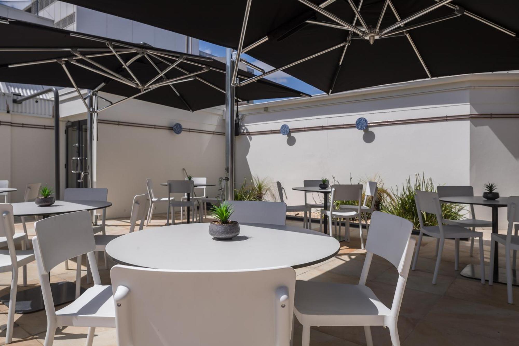 Rydges Geelong Hotel Exterior photo
